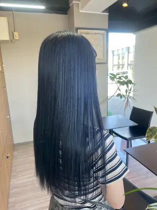 ロング alu所属・alu yuinaのヘアスタイル