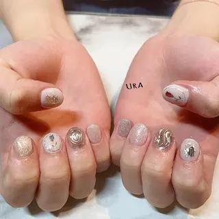 ネイル UrakoNail 《nail》のネイルデザイン