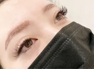 ネイル マツエク・マツパ アイブロウ Nail&eye Belire 新宿のネイルデザイン