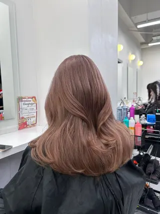 カラー 透明感ベージュ🤎 ナチュラルレイヤーのヘアスタイル