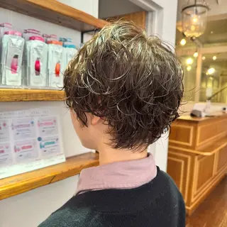 ショート パーマ つかもと みことのヘアスタイル