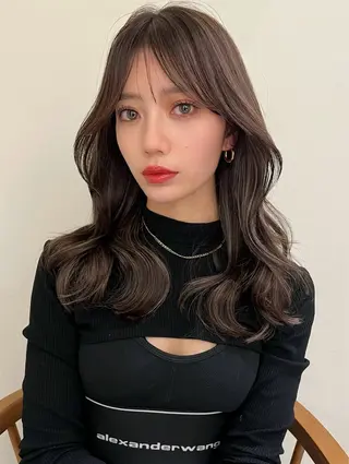 セミロング 岡本雅也 ショートボブレイヤーのヘアスタイル