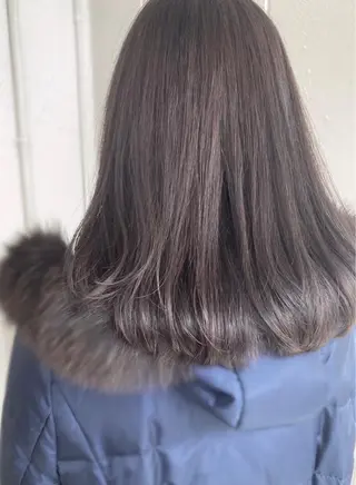 ミディアム roka ノゾミのヘアスタイル