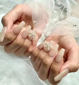 ネイル Roi〈ロワ〉 Rinneのネイルデザイン