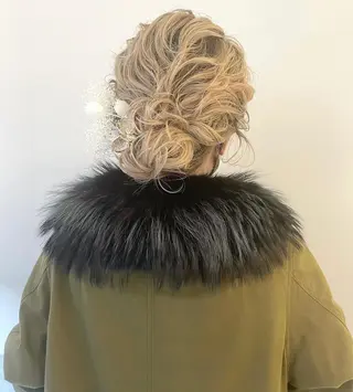 ミディアム ヘアアレンジ GO TODAY シェアサロン Flos店所属・耳つぼジュエリー 👂🏻🌸ayaのエステ・リラクイメージ