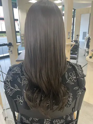 ロング ヘアー&face SPA本店所属・二重 由理のヘアスタイル