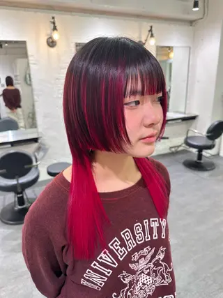 セミロング カラー 梅田ハイトーン チダ ヒナノのヘアスタイル