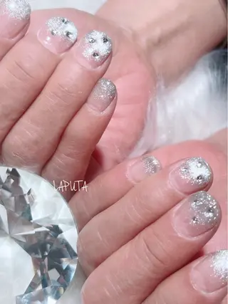 ネイル LAPUTA nailのネイルデザイン