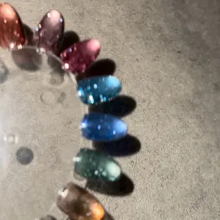 カラー Seeil所属・Seeil .のネイルデザイン