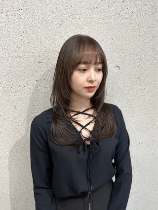 ロング 透明感ダブルカラー/ 諸岡ひばりのヘアスタイル