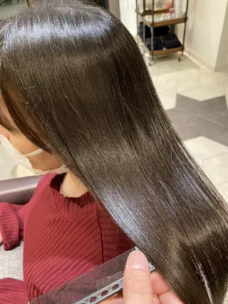 ロング 深夜まで営業中‼️ レム髪質改善のヘアスタイル