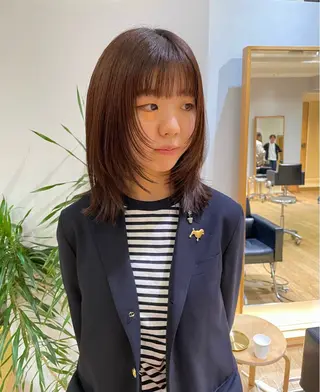 ミディアム カラー 大橋 芽衣のヘアスタイル