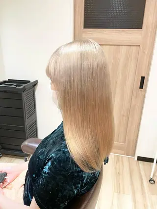 ミディアム カラー 🌈派手髪ハイトーン 🌈鈴木亮太🌈のヘアスタイル