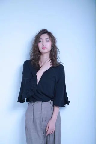 セミロング カラー knock【ノック】所属・烏丸韓国ヘア🇰🇷 ayaka🎀のヘアスタイル