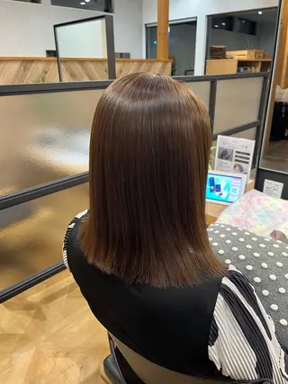 ミディアム カラー 宮川 結妃のヘアスタイル