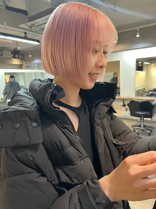 ショート 東のりか/ハイトーン ブリーチカラー/ボブのヘアスタイル