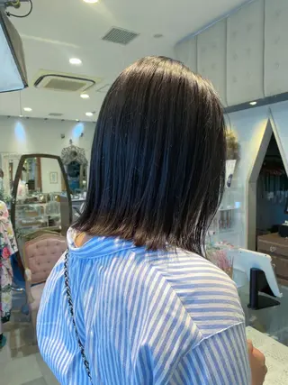 セミロング ボブ顔周り 韓国遠藤小雪のヘアスタイル