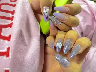 ネイル alma (アルマ)のネイルデザイン