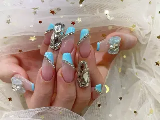 ミディアム cici nailのネイルデザイン