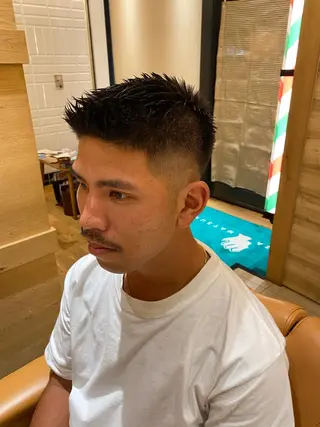 ショート ヘアーサロン　エステ所属・川満 琢也のヘアスタイル