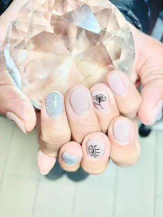 ネイル 近藤 美春のネイルデザイン