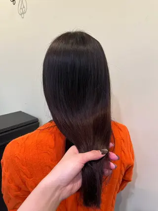 カラー KOKORO 中村 朱里のヘアスタイル