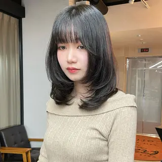 ミディアム カラー 透明感/ベージュ/ 艶髪/ボブ🫧門脇由のヘアスタイル