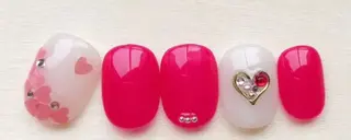 ネイル ゲン レイカのネイルデザイン