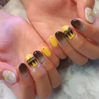 ネイル ジェヌインネイル 河内のネイルデザイン