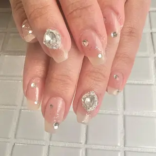 ネイル yuka🩶 渋谷.表参道Nailのネイルデザイン