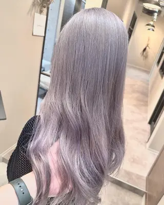 カラー ハイトーン✨ブリーチ ✨高田めぐみのヘアスタイル