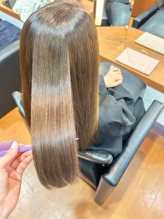 セミロング カラー 縮毛矯正×髪質改善 カラー×クロスパーマのヘアスタイル