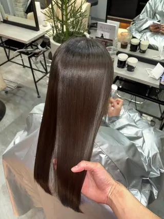 ロング she.2所属・髪質改善モデル 😈itsuki👿のヘアスタイル