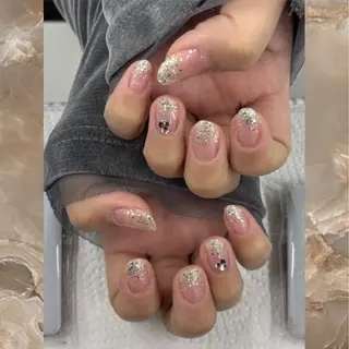 ネイル 長谷川 葵のネイルデザイン