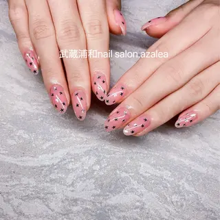 ネイル R inのネイルデザイン