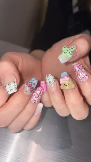 ネイル 👽個性派ネイル🎀 komachiのマツエク・マツパデザイン