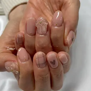 ネイル nailist TOMOのネイルデザイン