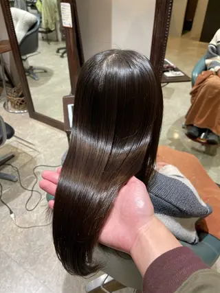 セミロング batik dua所属・尼丁 勇磨のヘアスタイル