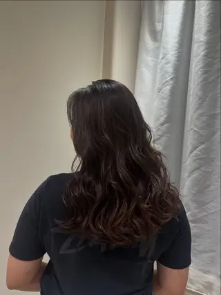 ロング 中野 はるるのヘアスタイル