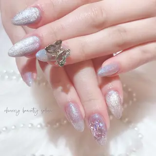 ネイル SAKURA 🍒のネイルデザイン