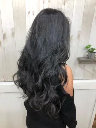 ロング PSY(サイ)所属・PSY(サイ)池袋 金田尚久🎨のヘアスタイル