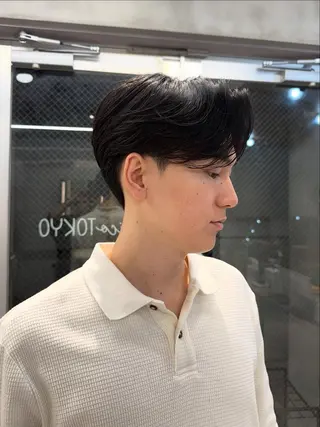 ショート パーマ メンズ nico TOKYO所属・ニュアンス/ センターパート/イノのヘアスタイル