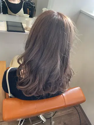 カラー 高崎 絵里子のヘアスタイル