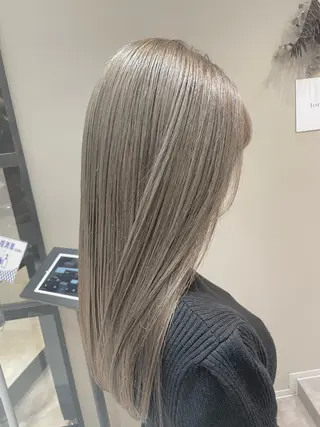 ロング ブリーチ特化🎖️ピ ンクカラー高橋さやかのヘアスタイル