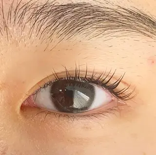 マツエク・マツパ Fumina .のネイルデザイン