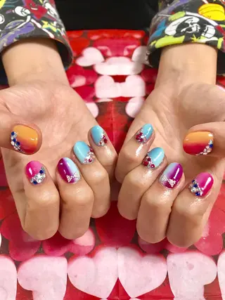 ネイル LOVEnail tomoのネイルデザイン