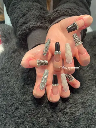 ネイル AviviyaNail所属・kubo ayaのネイルデザイン