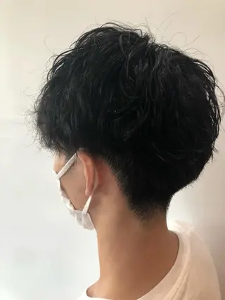 ショート パーマ メンズ 高山🐬髪質改善 池袋で縮毛矯正のヘアスタイル