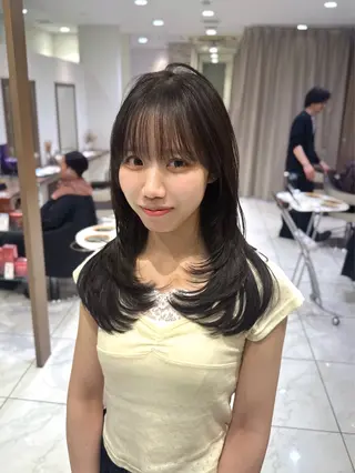 セミロング カラー 菊池 遼/透明感 /韓国レイヤー/艶感のヘアスタイル