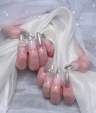 ネイル 🎀も ものネイルデザイン